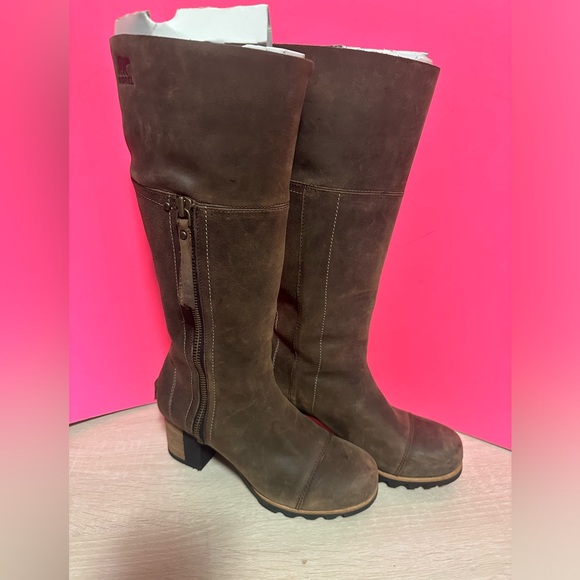 Sorel women dark brown leather heeled boots size 7.5 - Picture 1 of 8